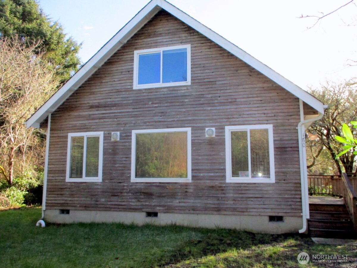 160 S Port Loop SW, Ocean Shores, WA 98569