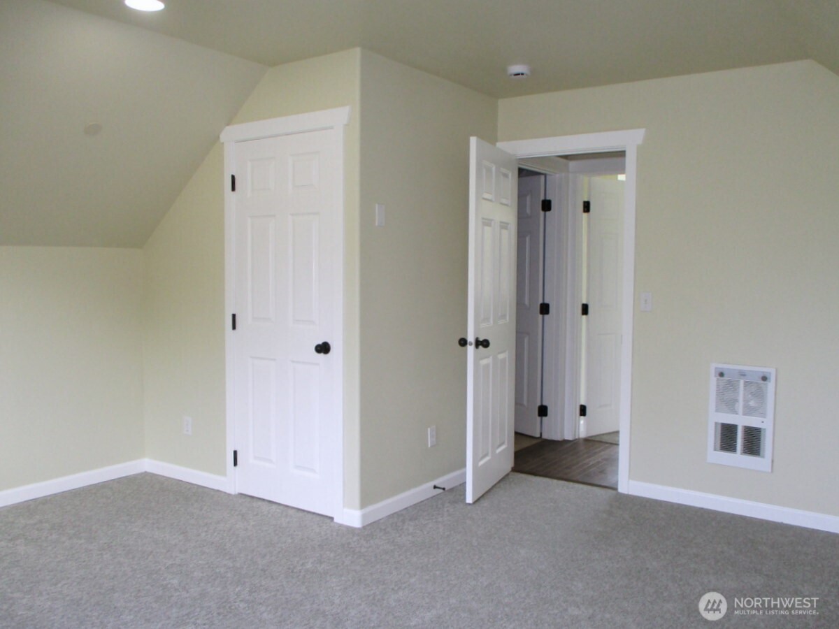 160 S Port Loop SW, Ocean Shores, WA 98569