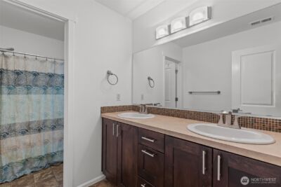 2055 S 263rd Street , Des Moines, WA 98198 - Photo 15