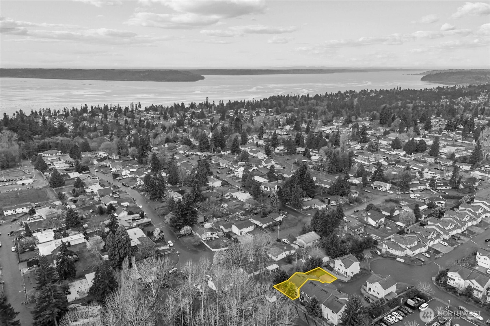 2055 S 263rd Street , Des Moines, WA 98198