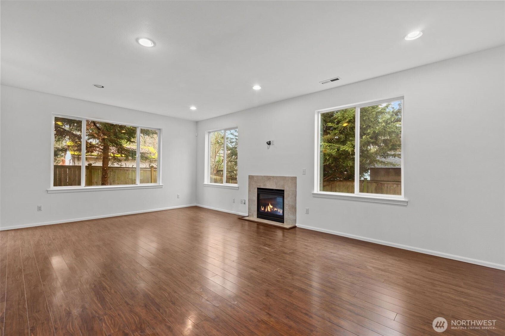 2055 S 263rd Street , Des Moines, WA 98198