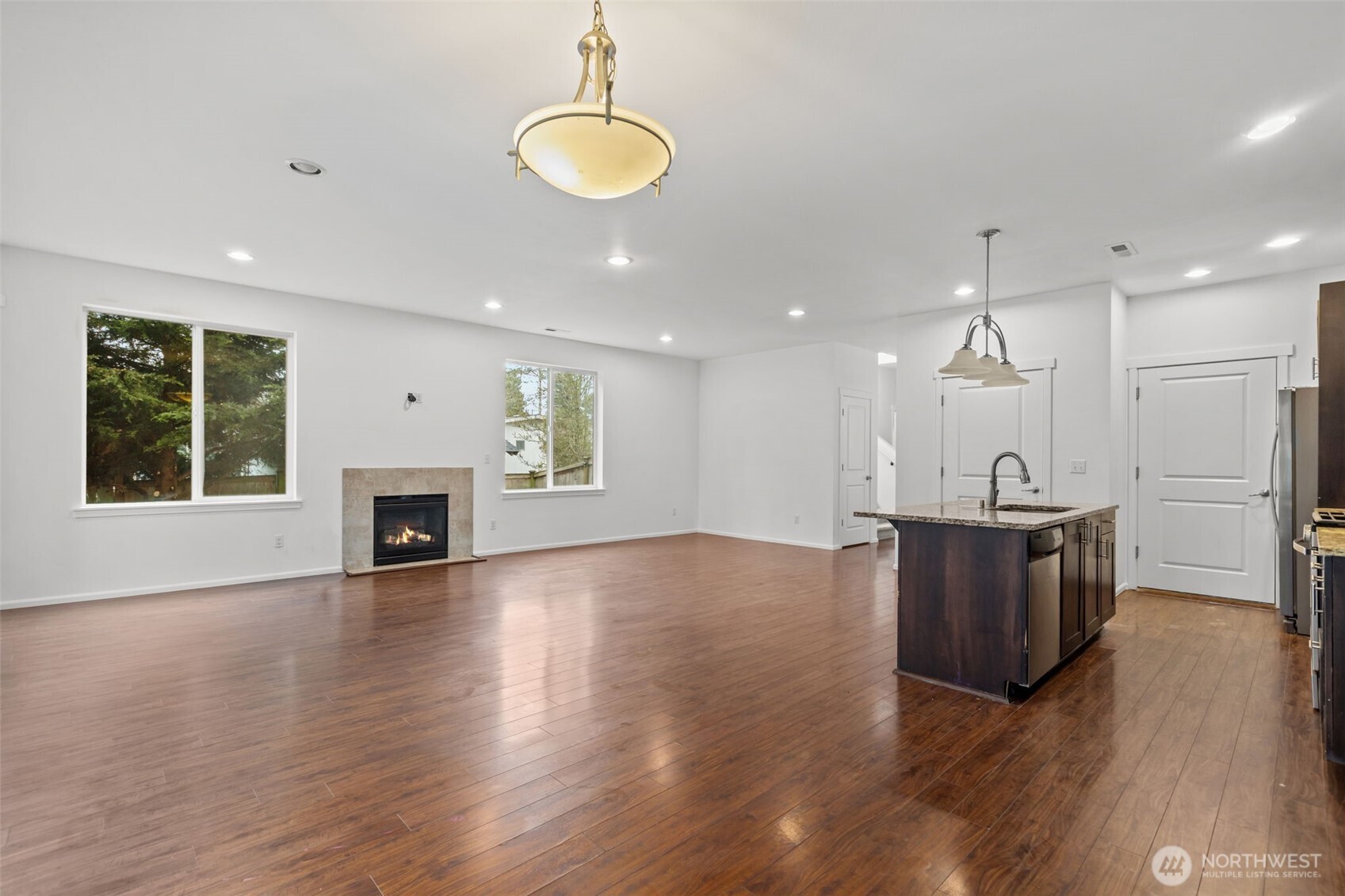 2055 S 263rd Street , Des Moines, WA 98198