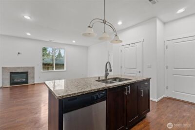 2055 S 263rd Street , Des Moines, WA 98198 - Photo 7