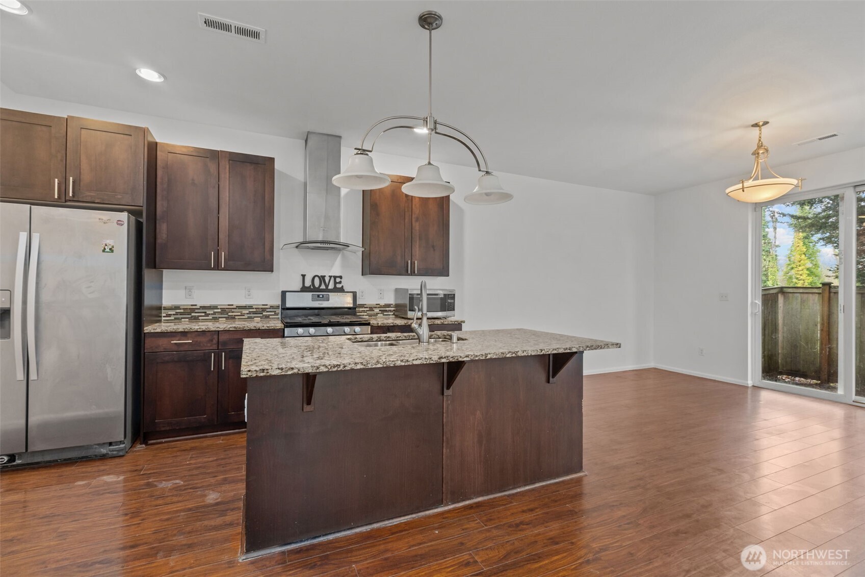 2055 S 263rd Street , Des Moines, WA 98198