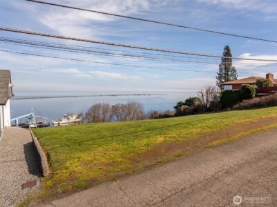 999 W 4th Street , Port Angeles, WA 98363 - Photo 14