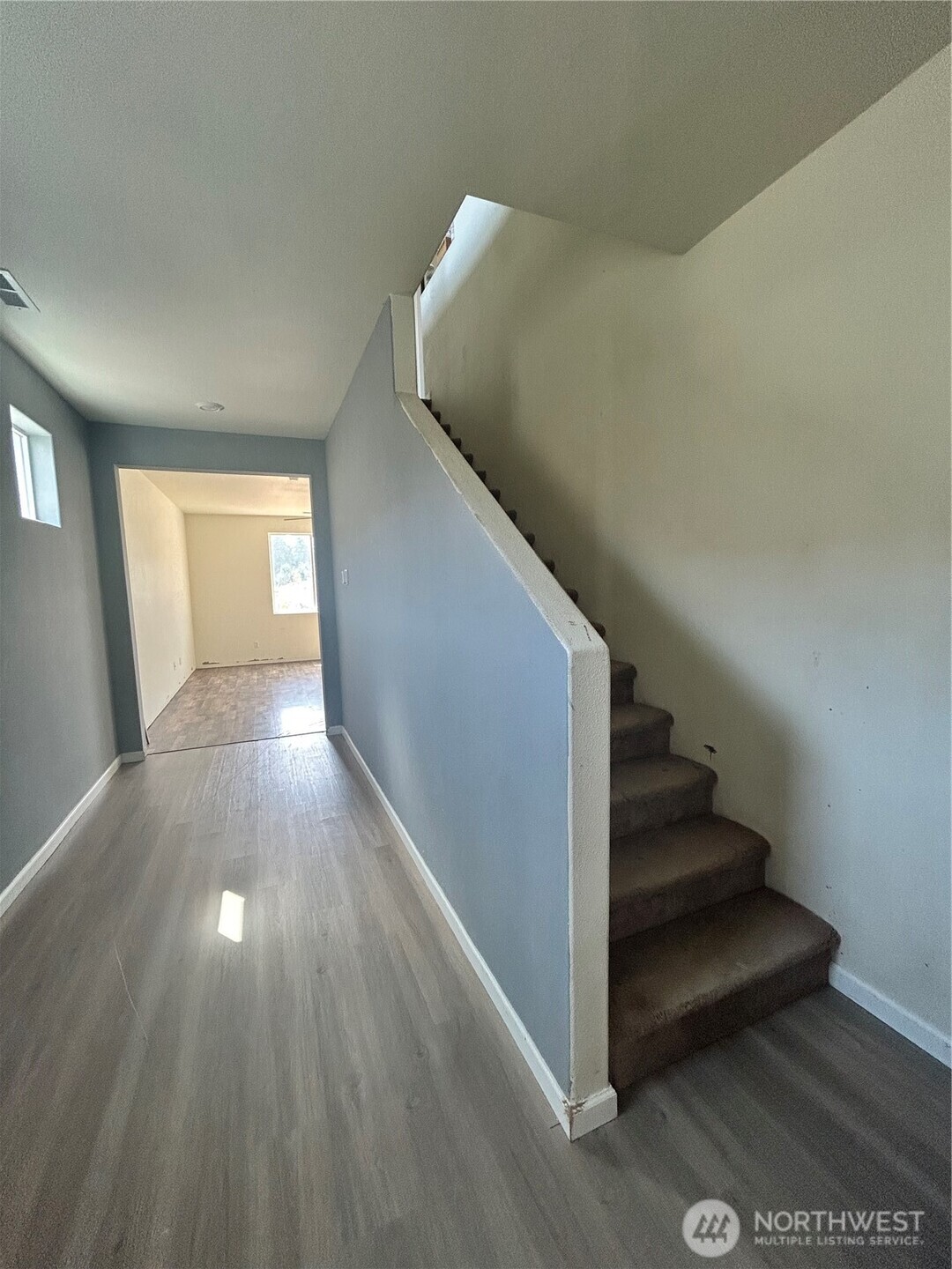 1316 W 17th Avenue , La Center, WA 98629