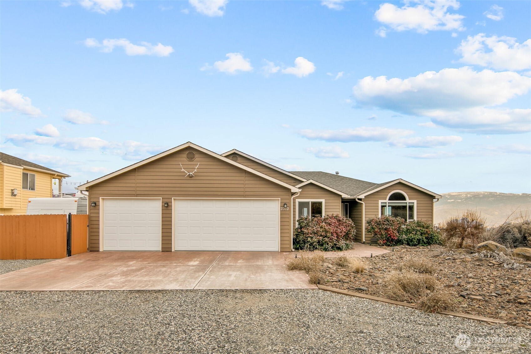 2312 Canyon Hills Drive , East Wenatchee, WA 98802