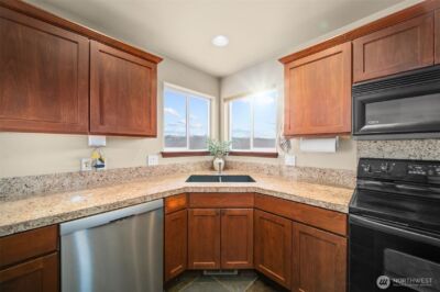 2312 Canyon Hills Drive , East Wenatchee, WA 98802 - Photo 11