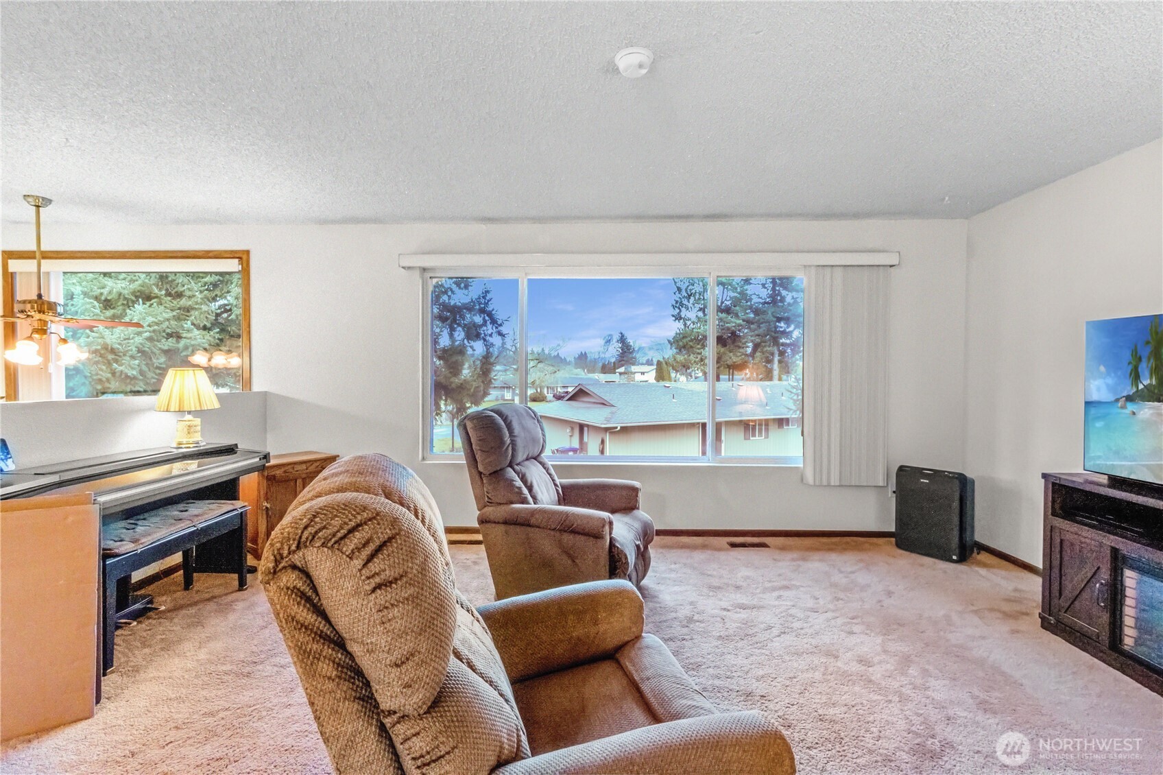 6743 La Bello Drive , Lynden, WA 98264