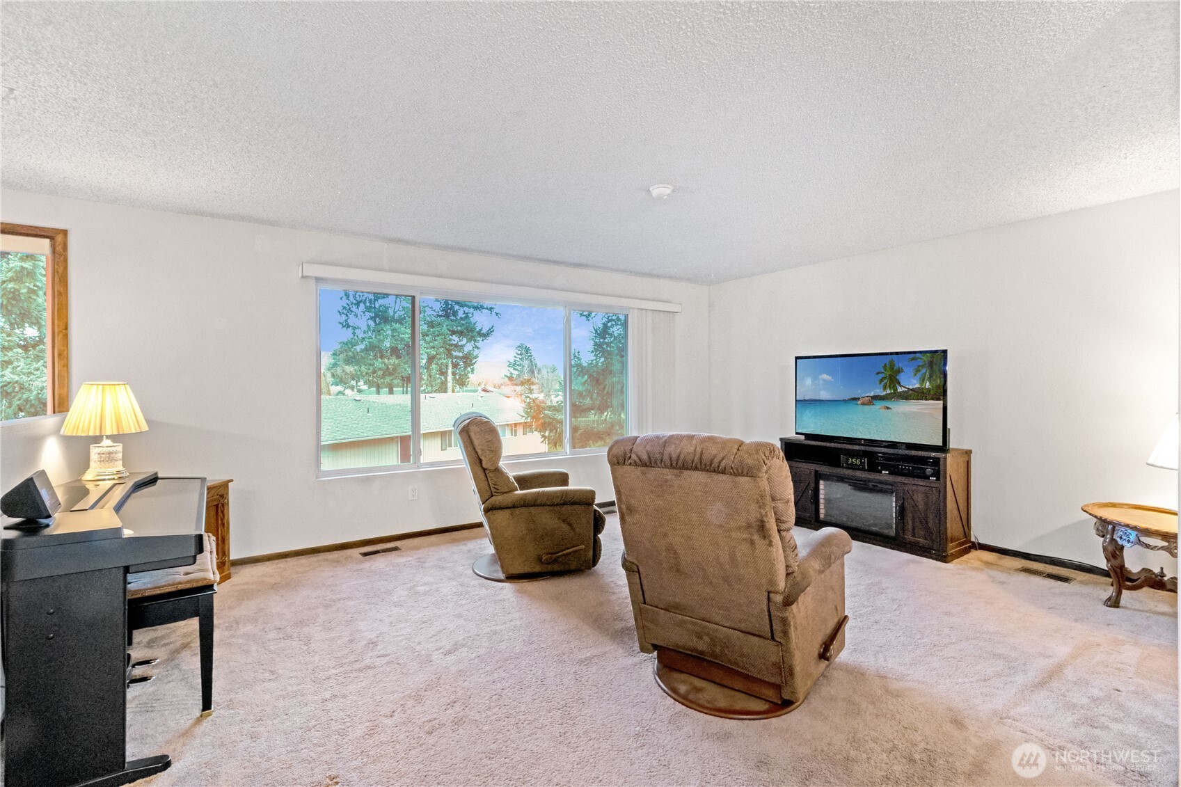 6743 La Bello Drive , Lynden, WA 98264