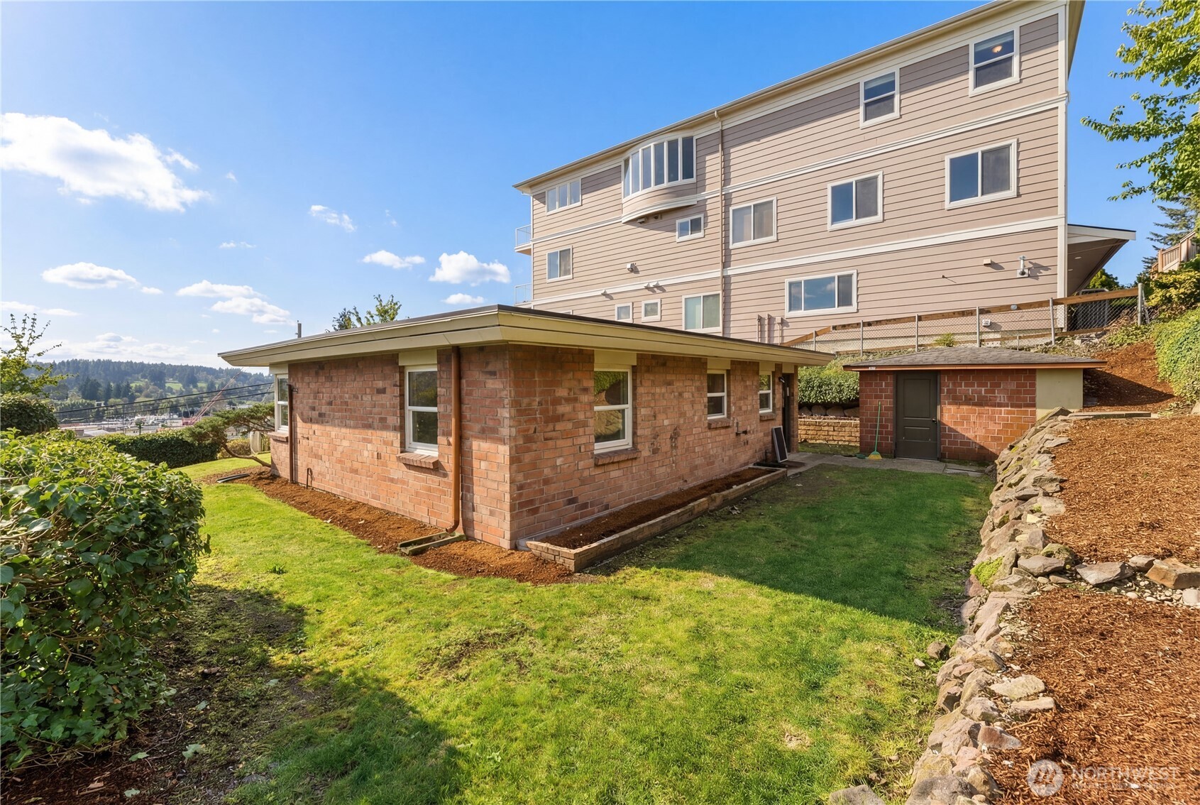 6410 NE 181st Street , Kenmore, WA 98028