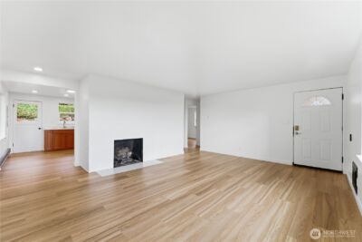 6410 NE 181st Street , Kenmore, WA 98028 - Photo 4