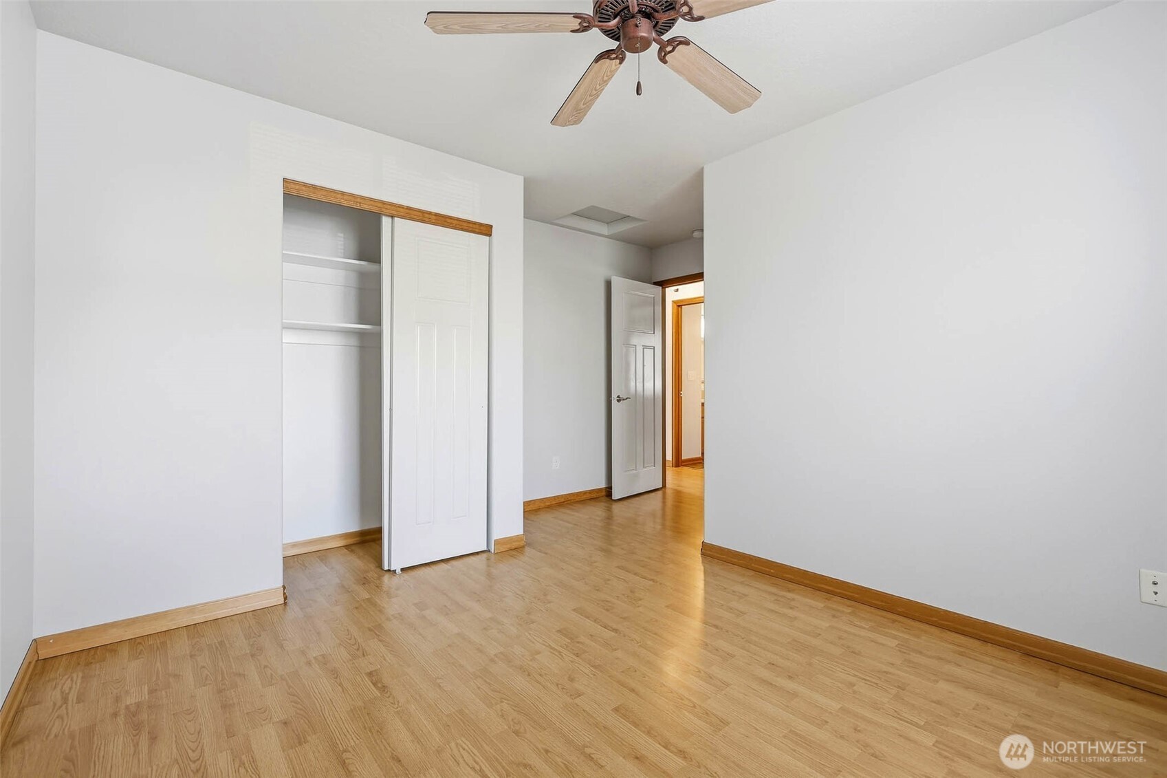 7815 W 6th Ave , Kennewick, WA 99336