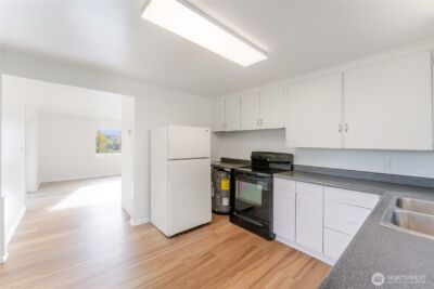 6416 NE 181st Street , Kenmore, WA 98028 - Photo 12