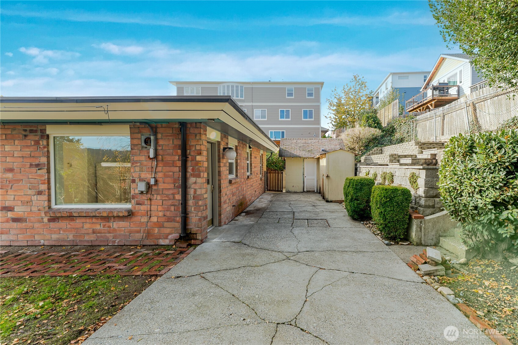 6416 NE 181st Street , Kenmore, WA 98028