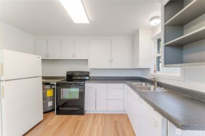 6416 NE 181st Street , Kenmore, WA 98028 - Photo 10