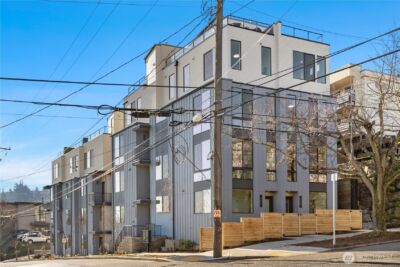 957 N 35th Street , Seattle, WA 98103 - Photo 2