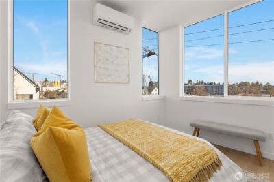 957 N 35th Street , Seattle, WA 98103 - Photo 27