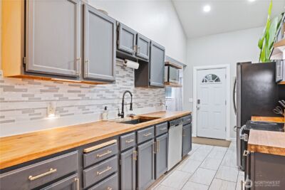 129 Yelton Drive , Longview, WA 98632 - Photo 10