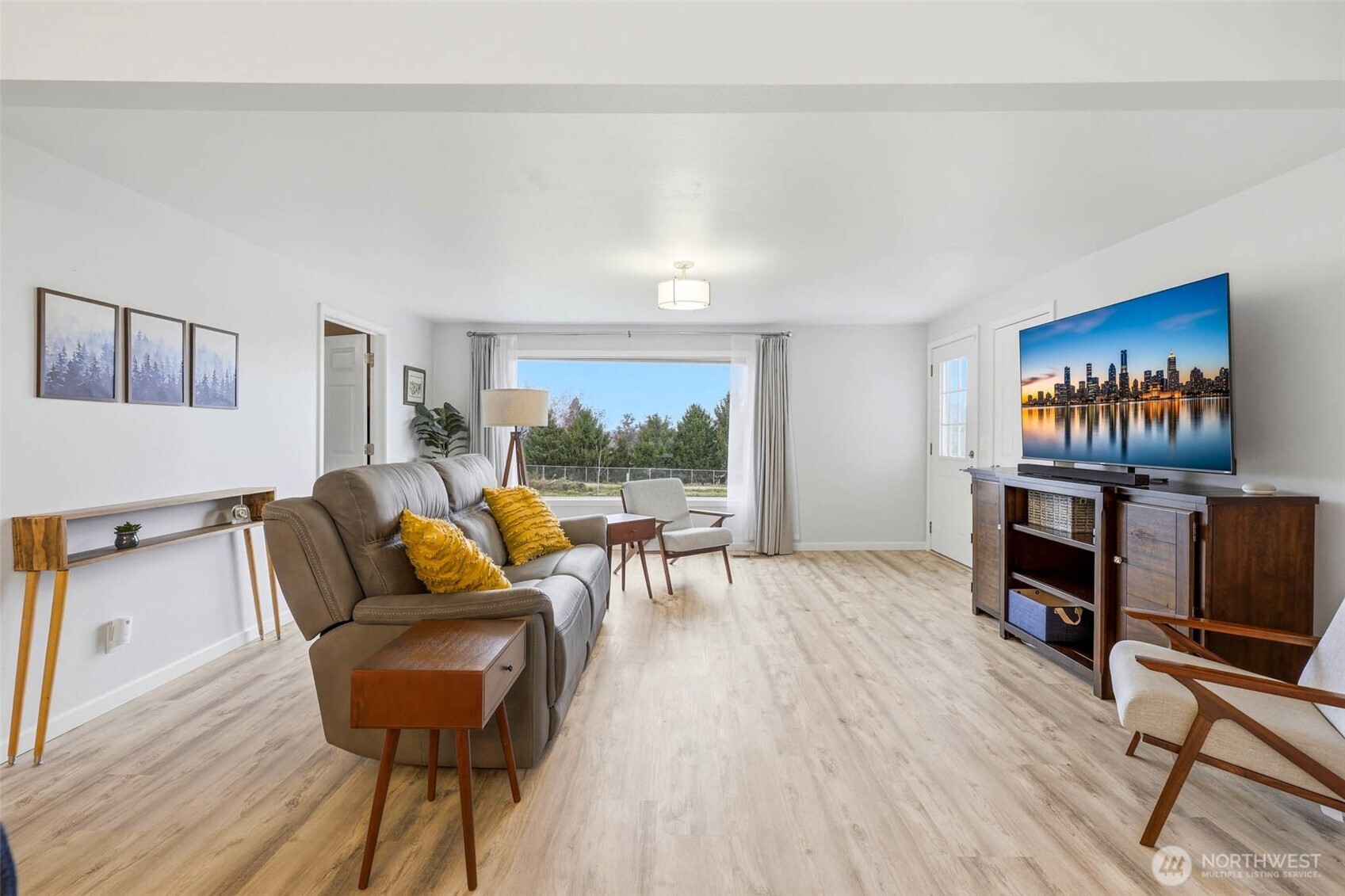 4700 Collins Rd , West Richland, WA 99353