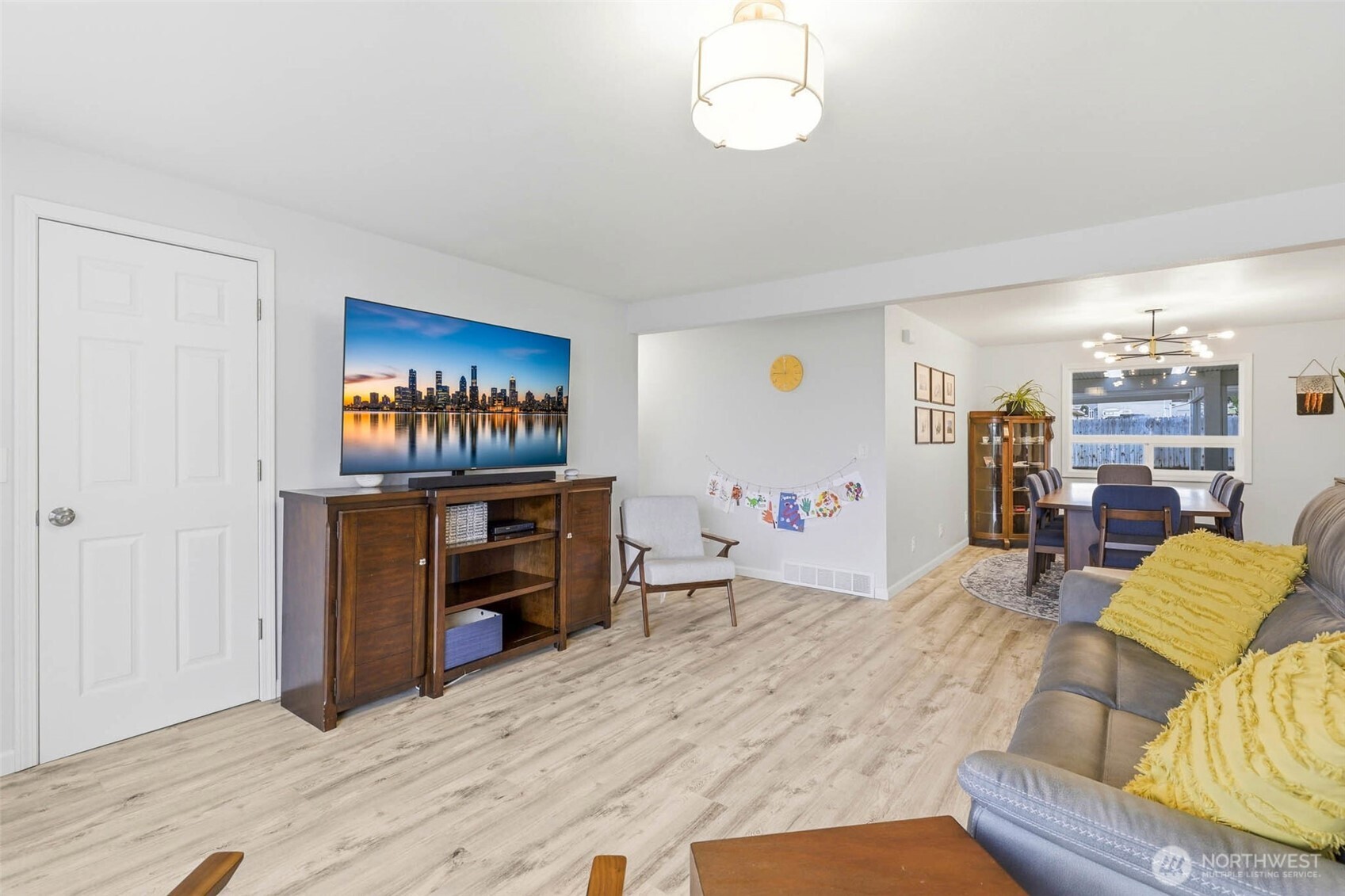 4700 Collins Rd , West Richland, WA 99353