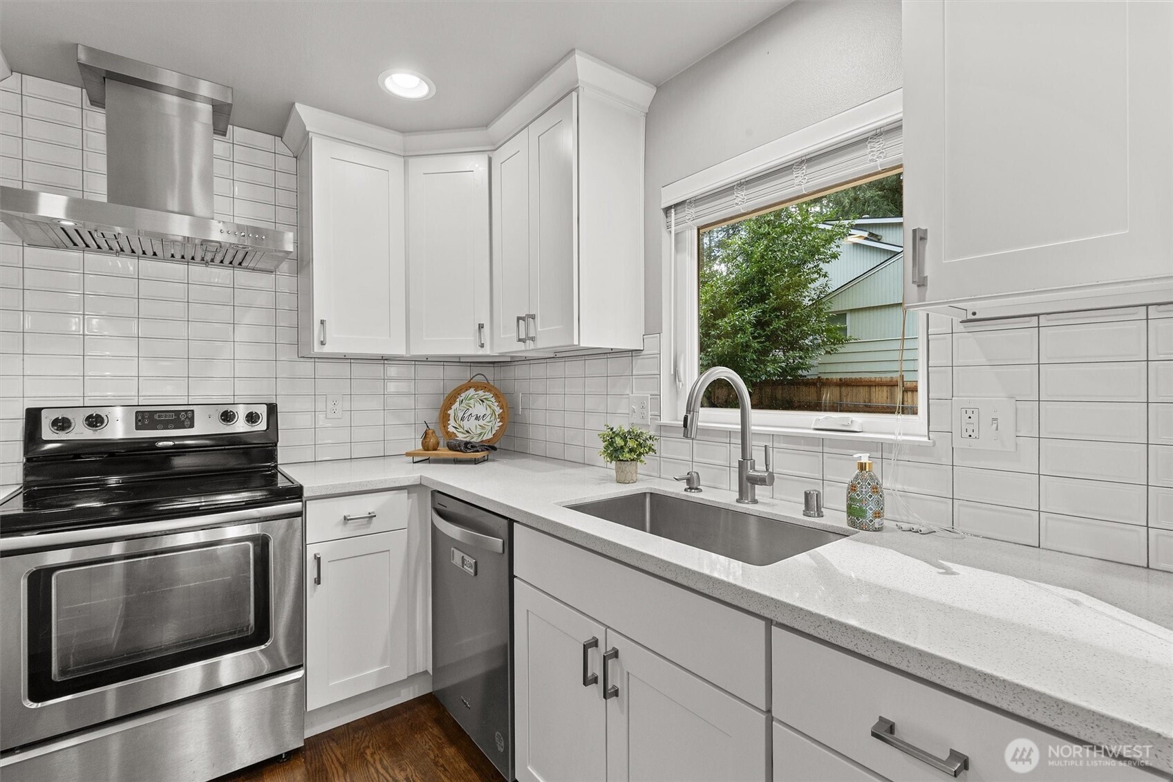 12629 10th Avenue NE, Seattle, WA 98125