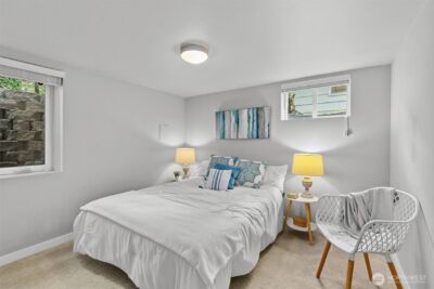 12629 10th Avenue NE, Seattle, WA 98125 - Photo 17