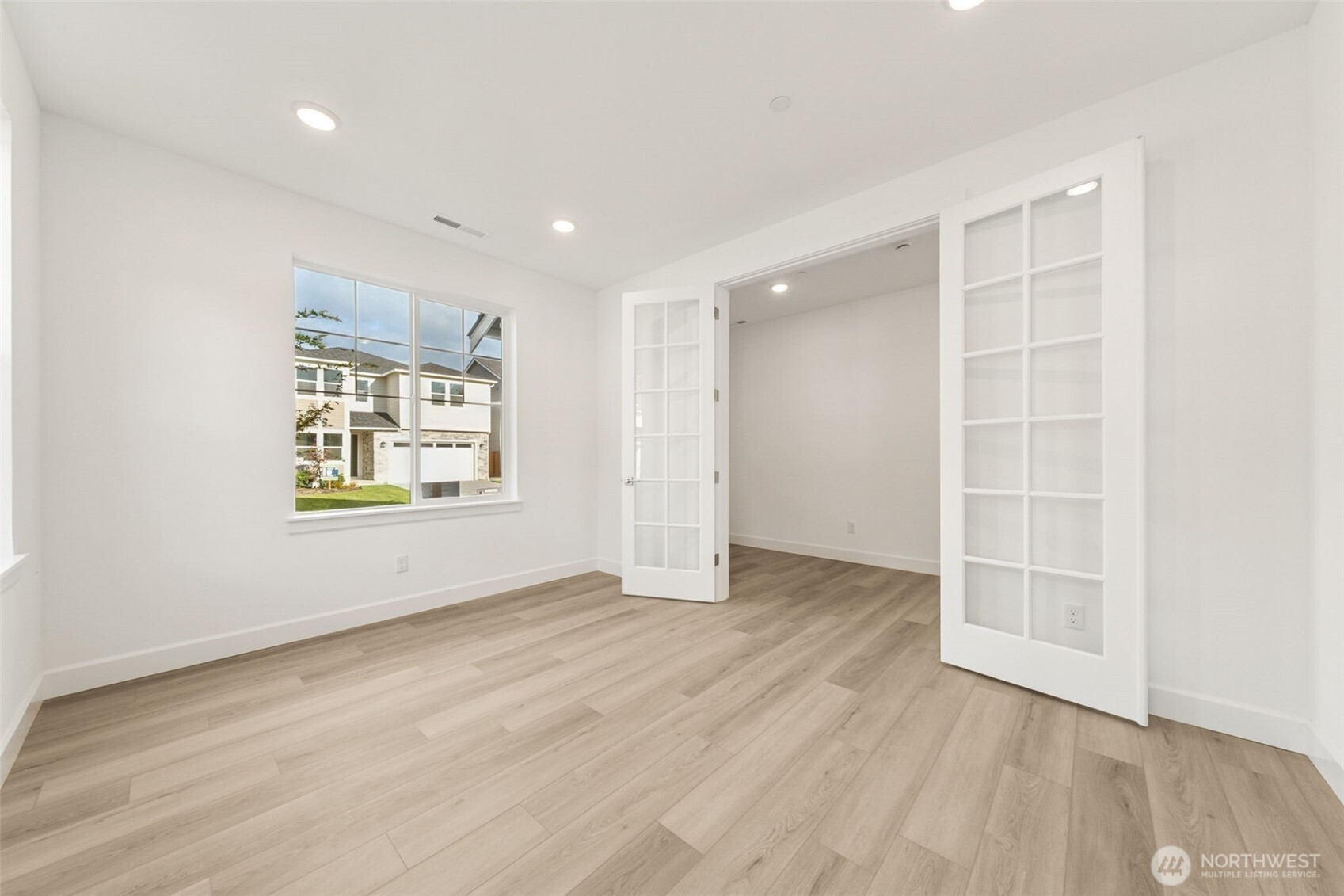 18037 139th Place E #15, Puyallup, WA 98374