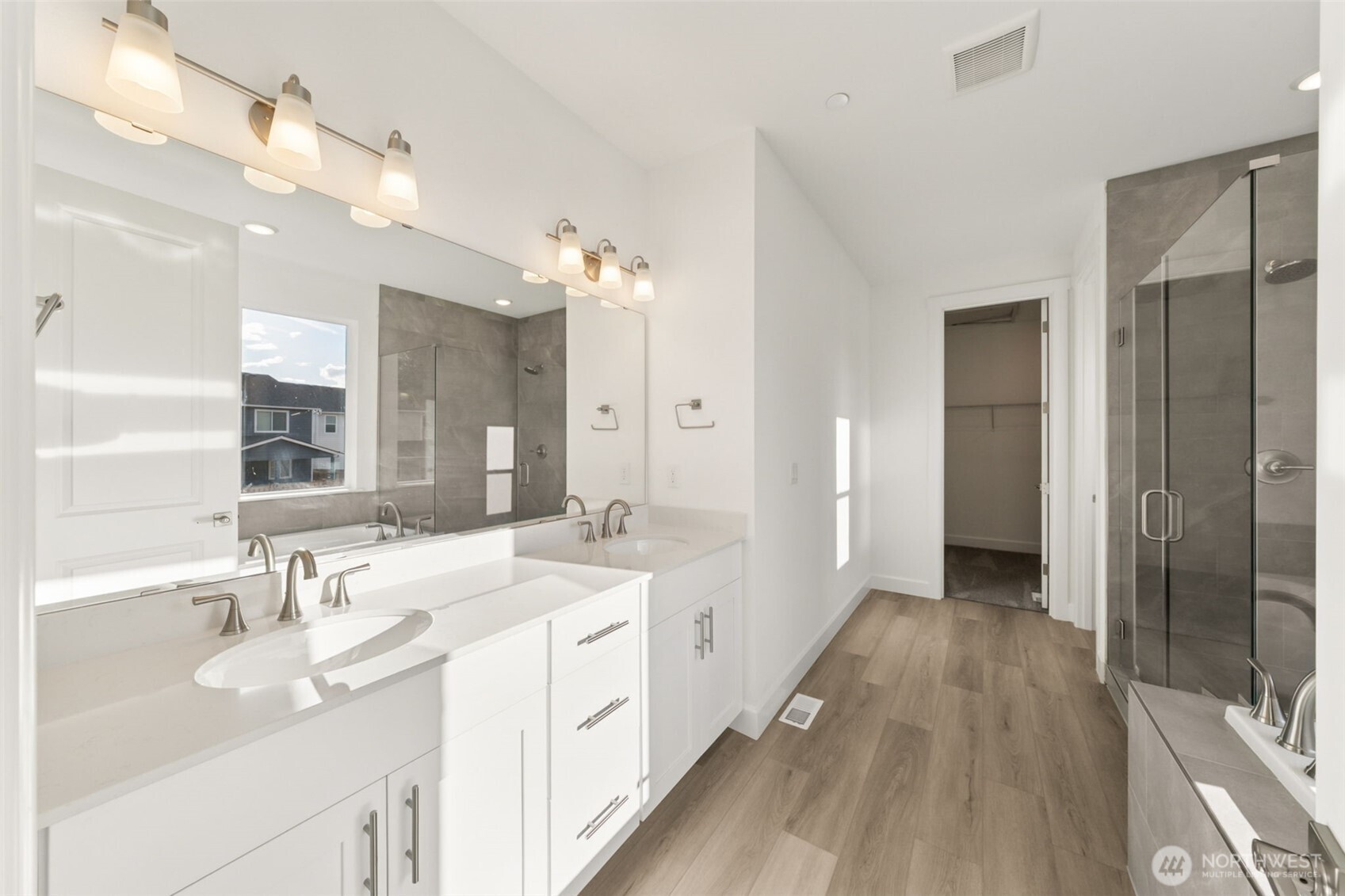 18037 139th Place E #15, Puyallup, WA 98374