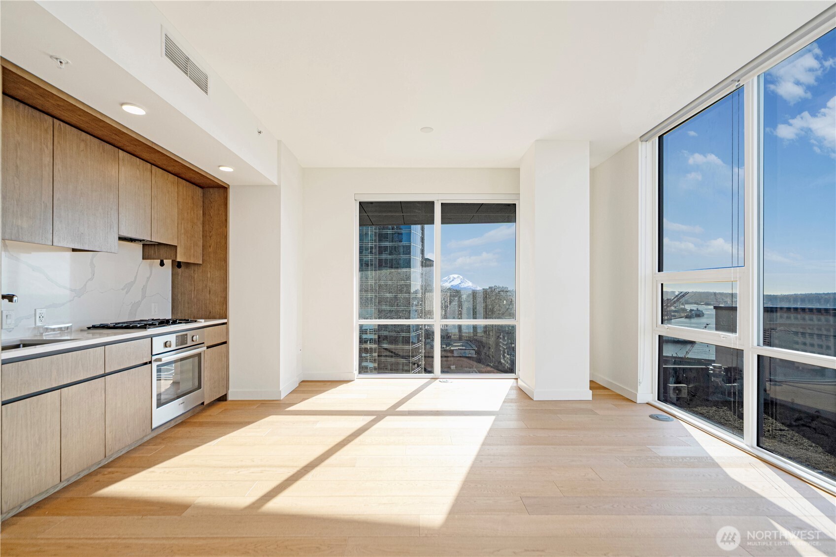 121 Stewart Street #1605, Seattle, WA 98101