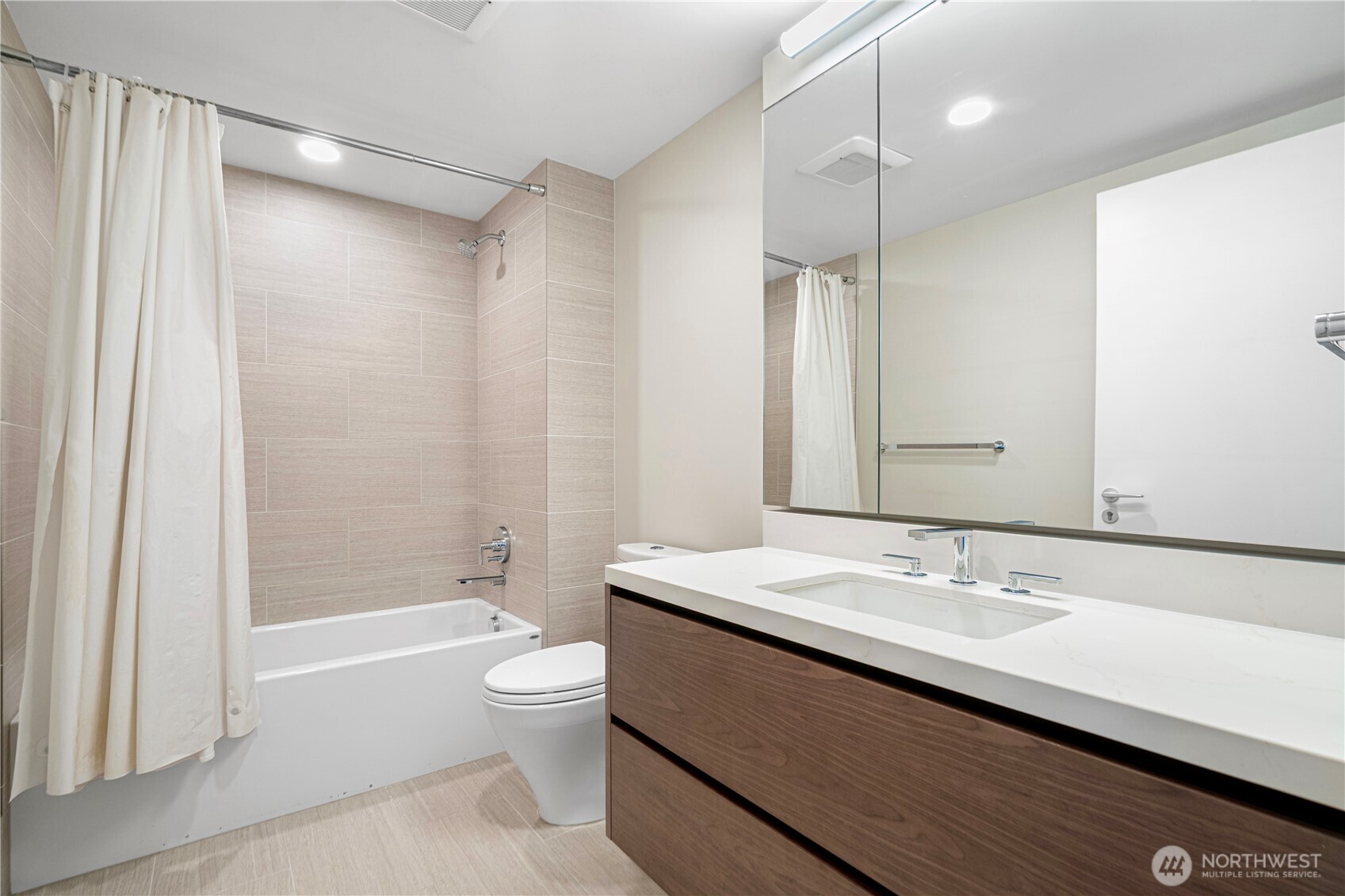 121 Stewart Street #1605, Seattle, WA 98101