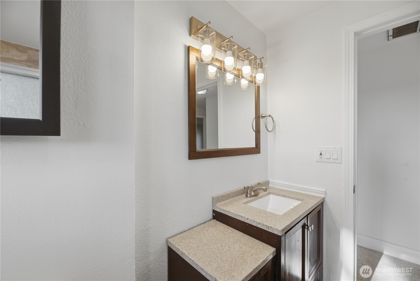 2428 Loerland Lane , Oak Harbor, WA 98277