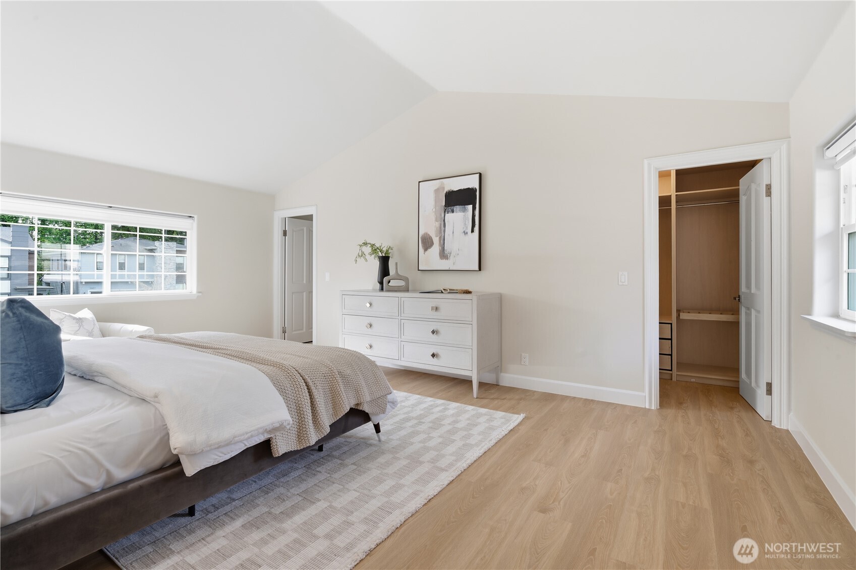 2118 246th Avenue SE, Sammamish, WA 98075