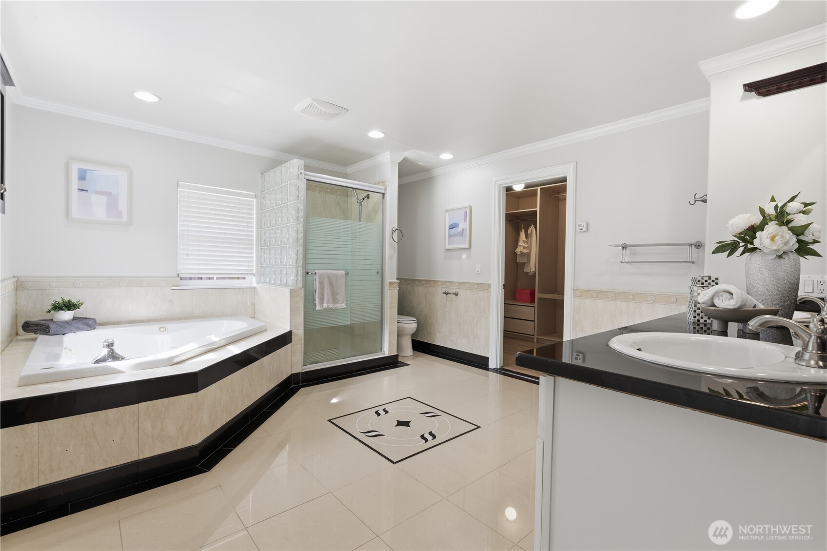 2118 246th Avenue SE, Sammamish, WA 98075