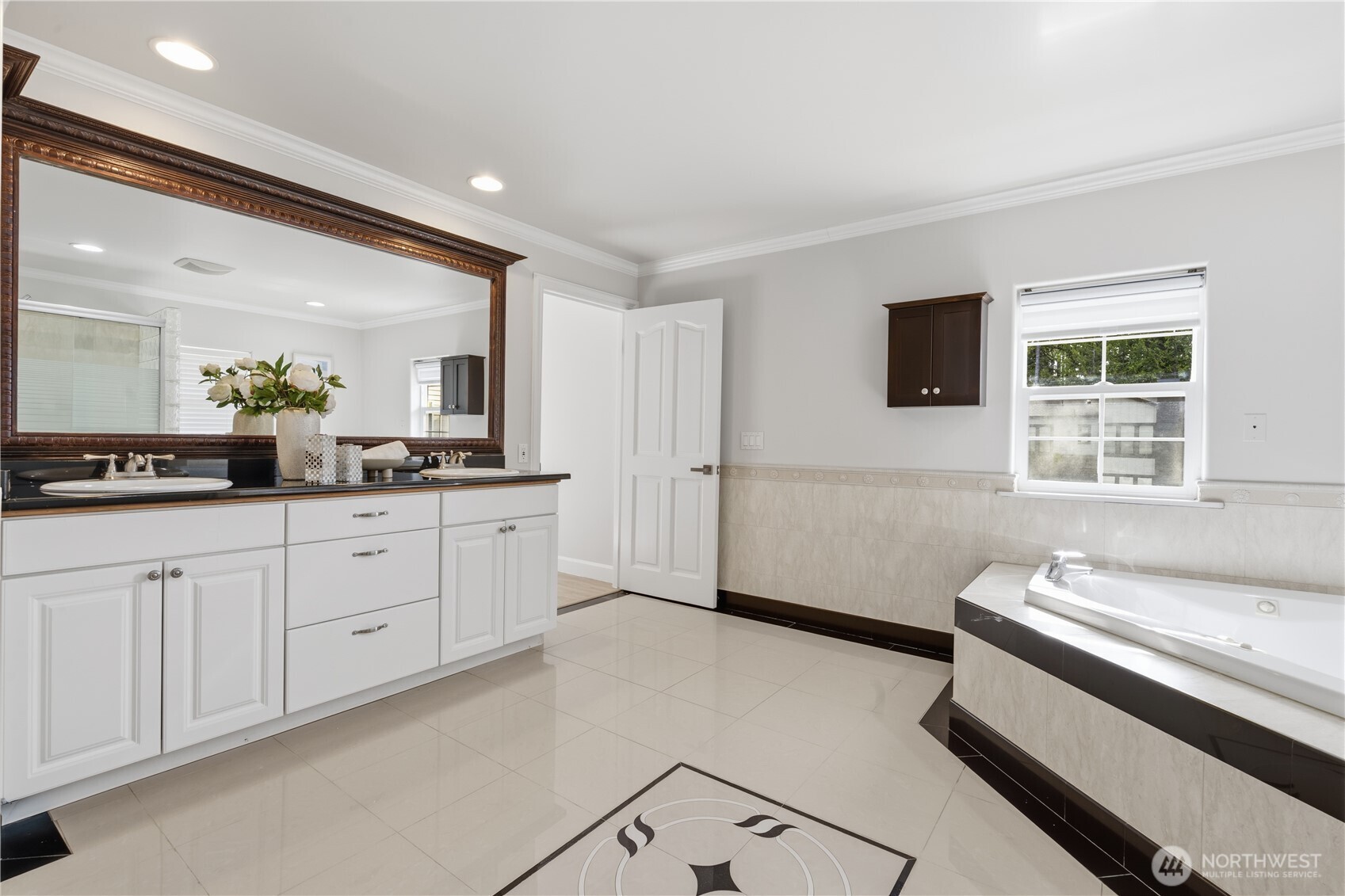 2118 246th Avenue SE, Sammamish, WA 98075