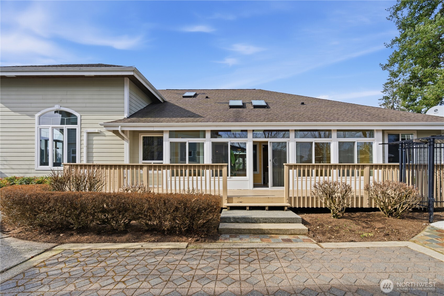 2118 246th Avenue SE, Sammamish, WA 98075