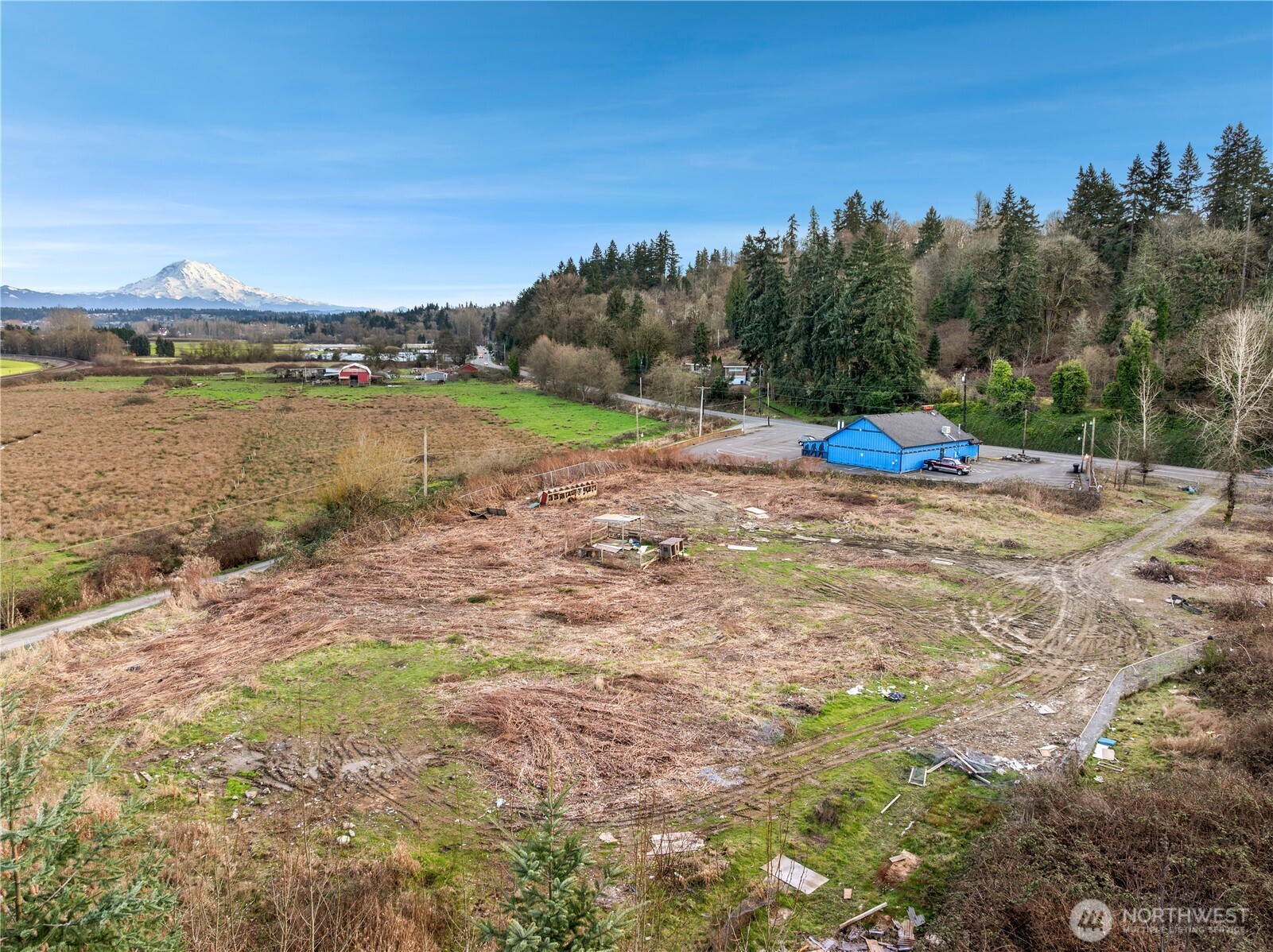 5507 Pioneer Way E, Puyallup, WA 98371