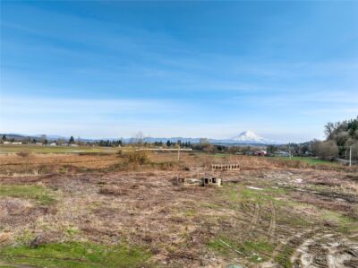 5507 Pioneer Way E, Puyallup, WA 98371 - Photo 10