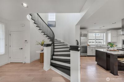 1314 Pine Crest Cir NE , Issaquah, WA 98029 - Photo 3