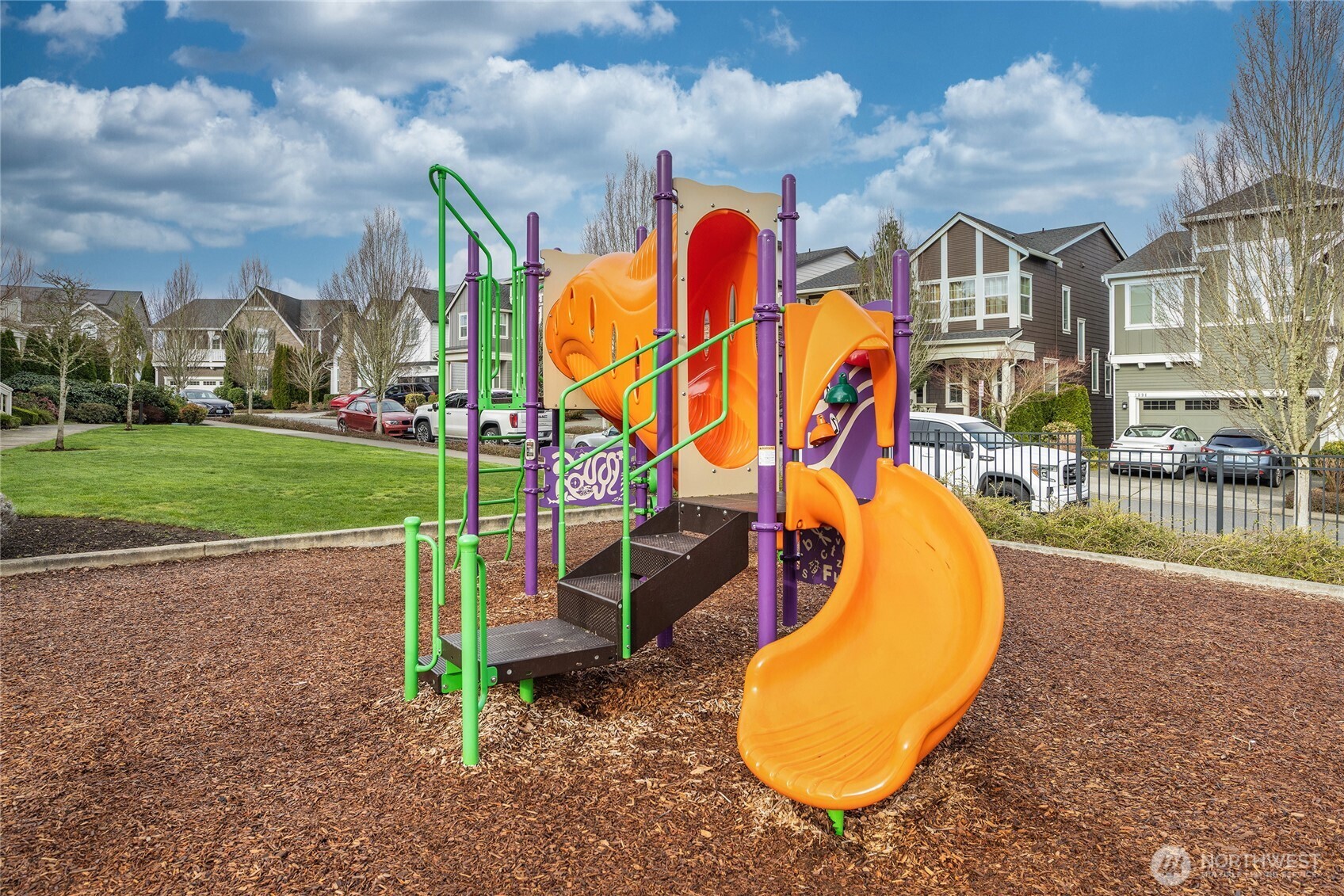 1314 Pine Crest Cir NE , Issaquah, WA 98029