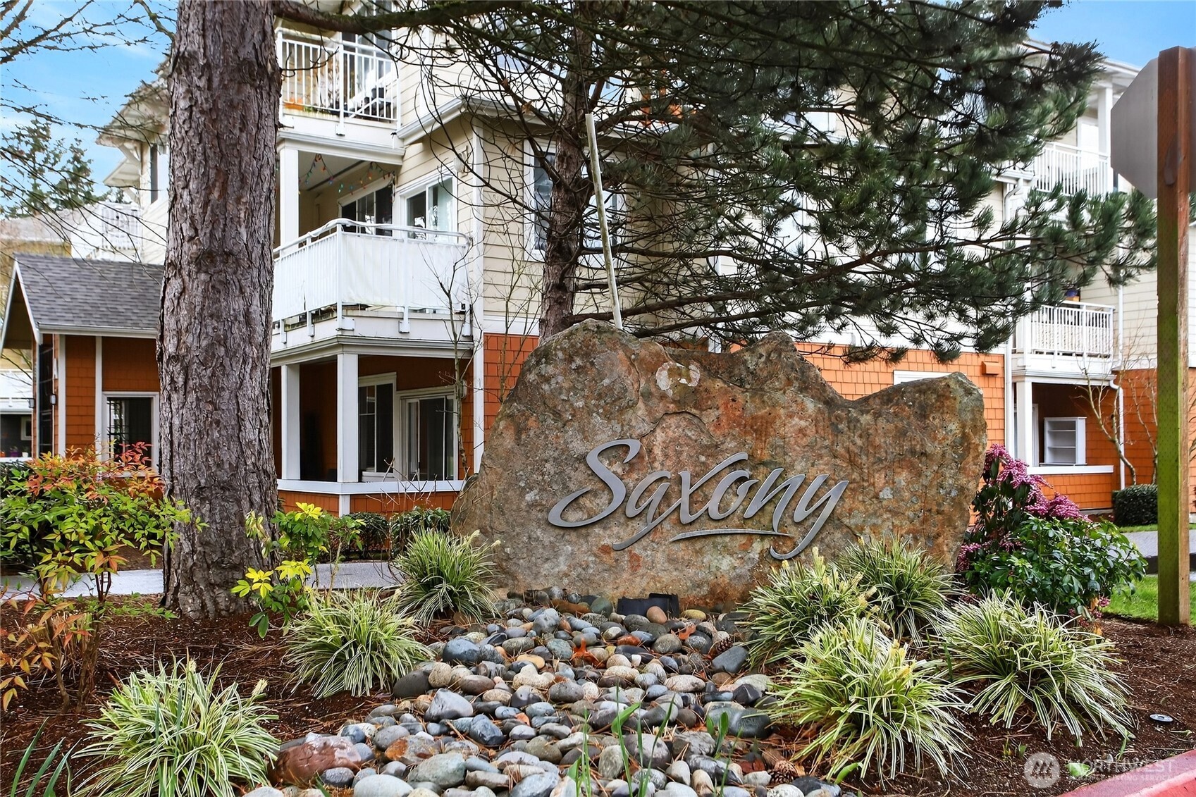 503 225th Lane NE #F101, Sammamish, WA 98074