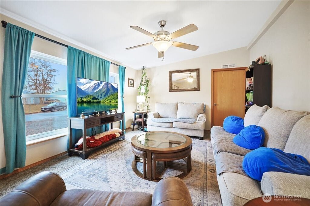 223 N Marguerite Road , Spokane Valley, WA 99212