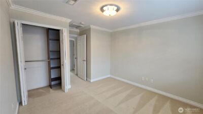 395 101st Avenue SE, Bellevue, WA 98004 - Photo 20