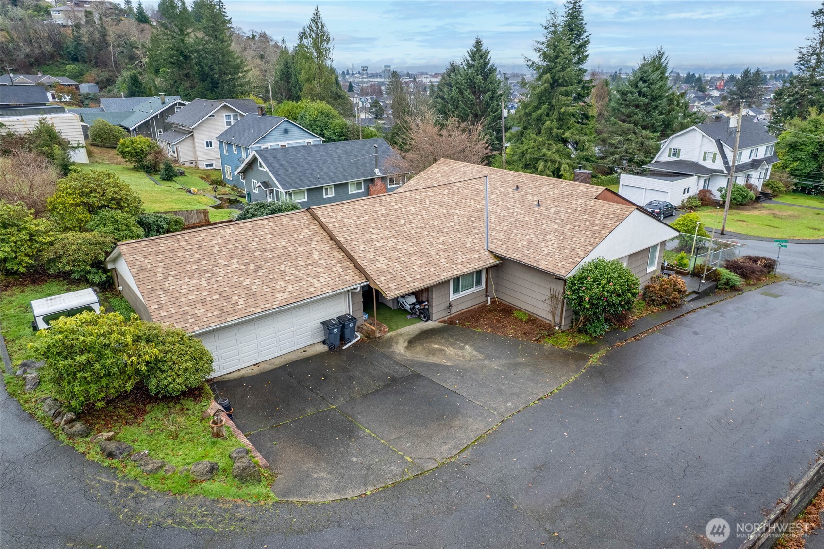 301 Sunset Drive , Hoquiam, WA 98550