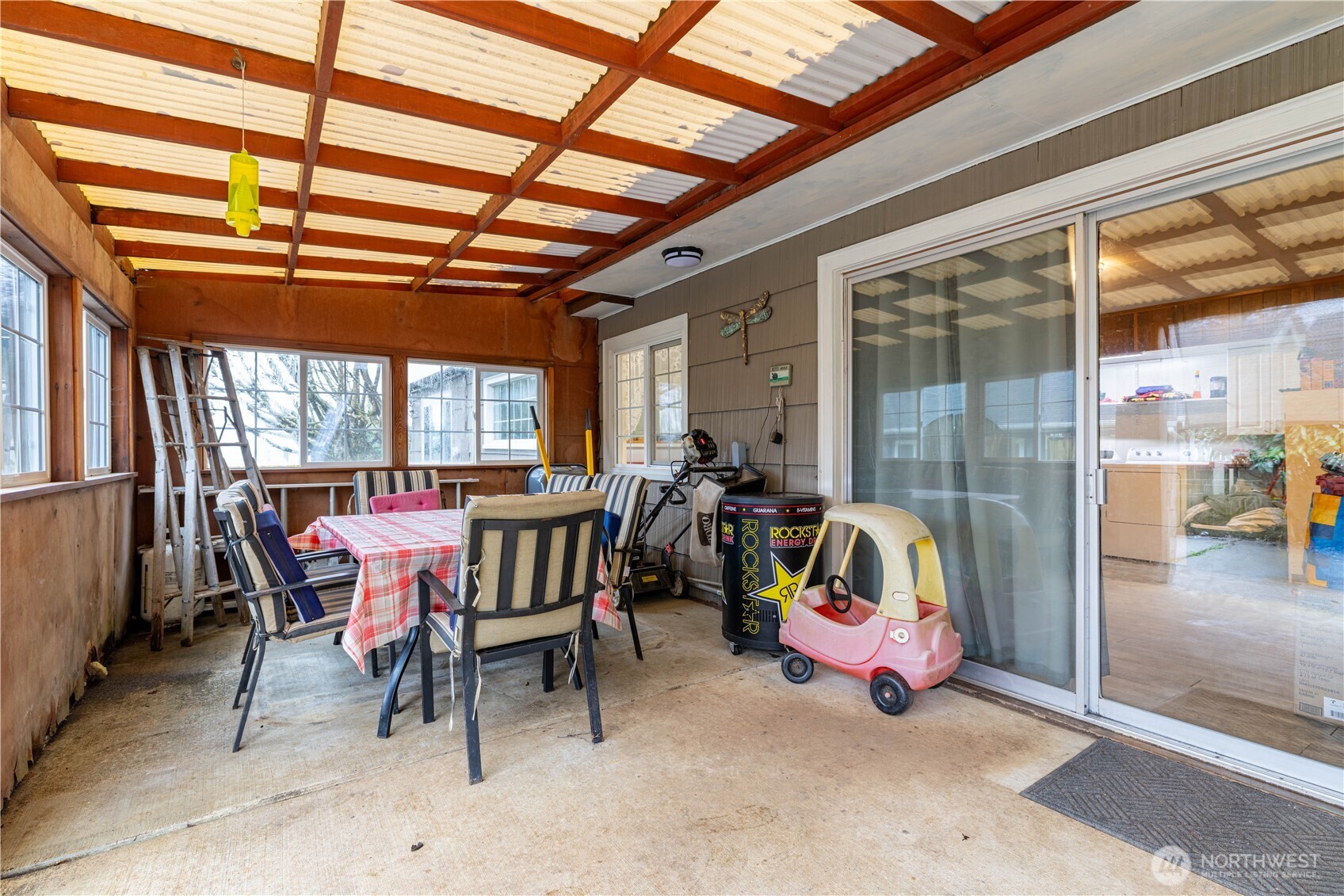 301 Sunset Drive , Hoquiam, WA 98550