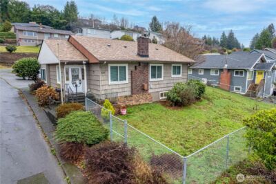 301 Sunset Drive , Hoquiam, WA 98550 - Photo 2