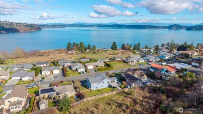 546 Birch Street , Oak Harbor, WA 98277 - Photo 4