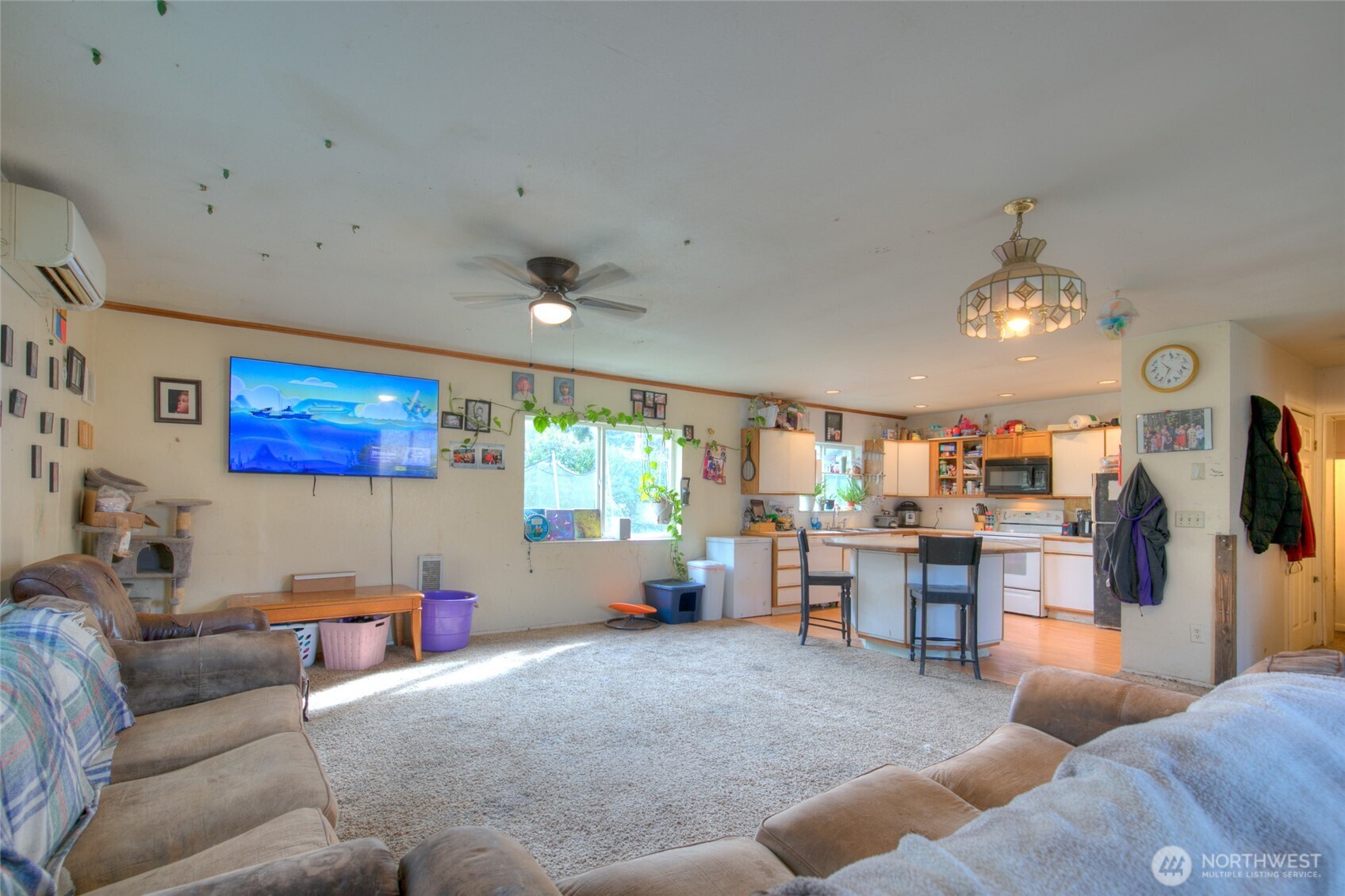 102 Elma Street , Copalis Beach, WA 98535