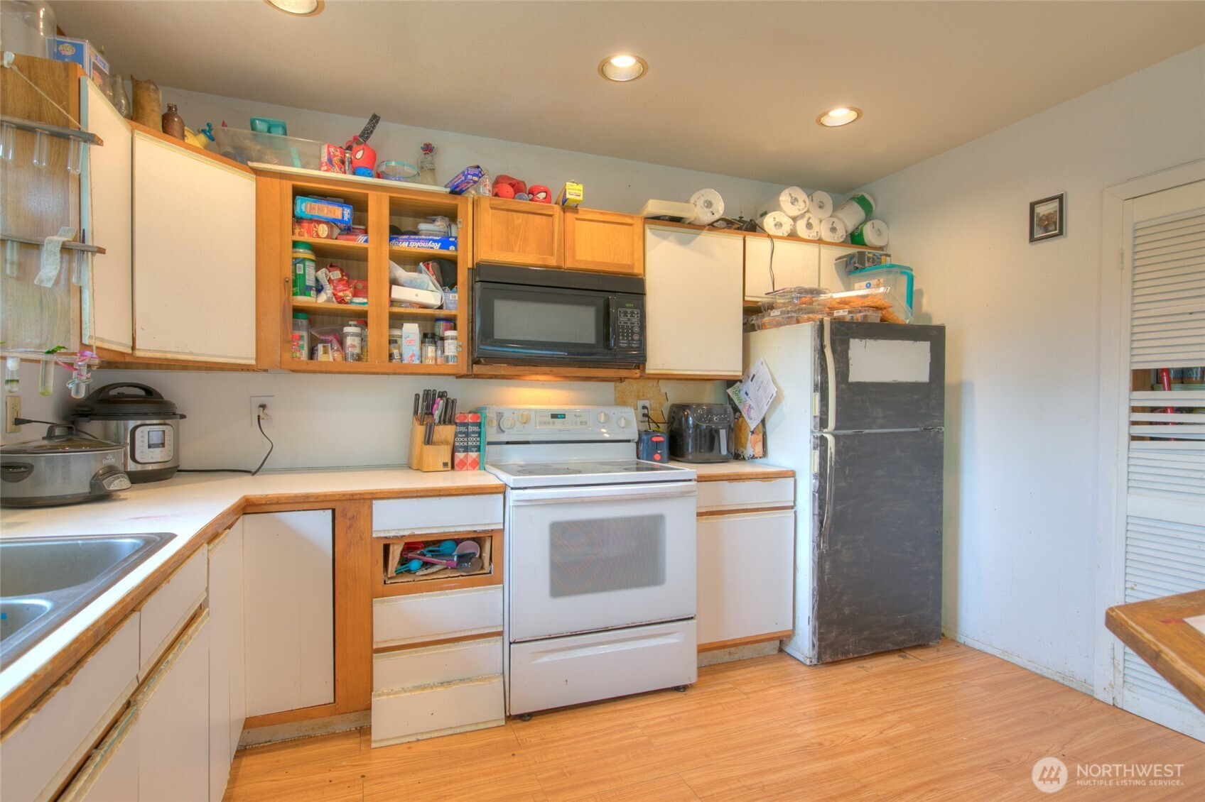 102 Elma Street , Copalis Beach, WA 98535