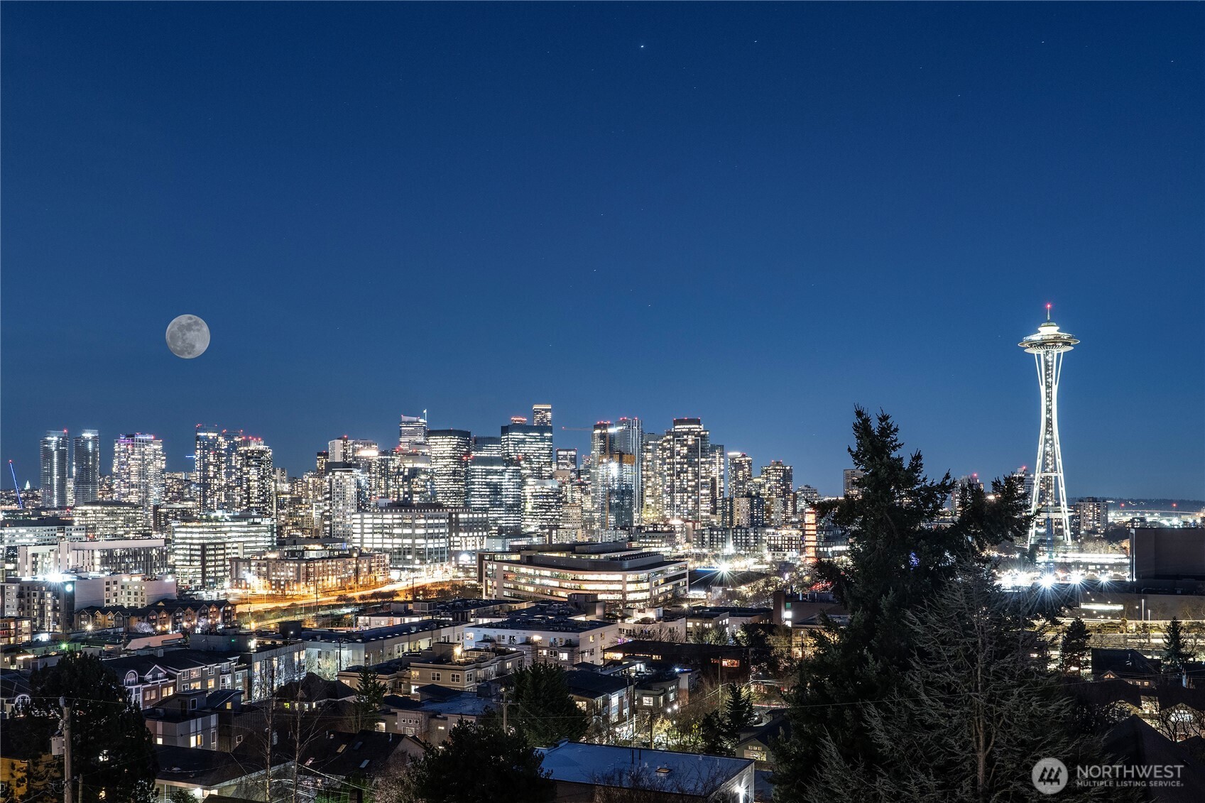 362 Ward Street , Seattle, WA 98109